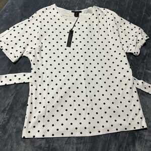 Tahari Cute and versatile white with black Polka Dot Tee style top. Size large